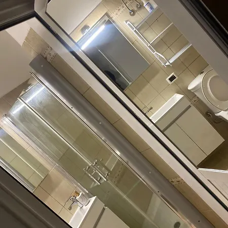 Ermi's Apartament 아파트